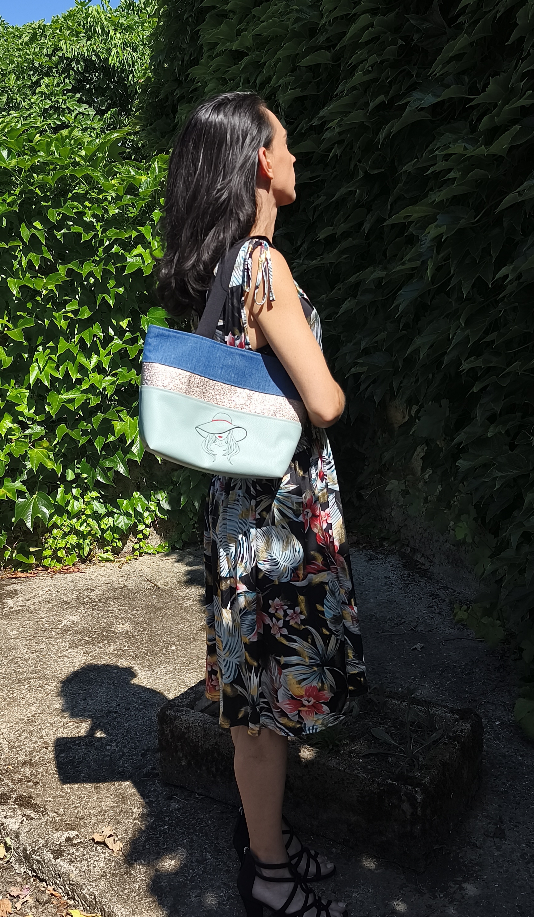 Sac panama brodé 50 €